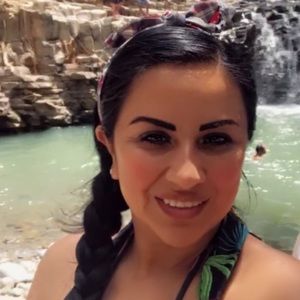 Meet your Posher, Veronica